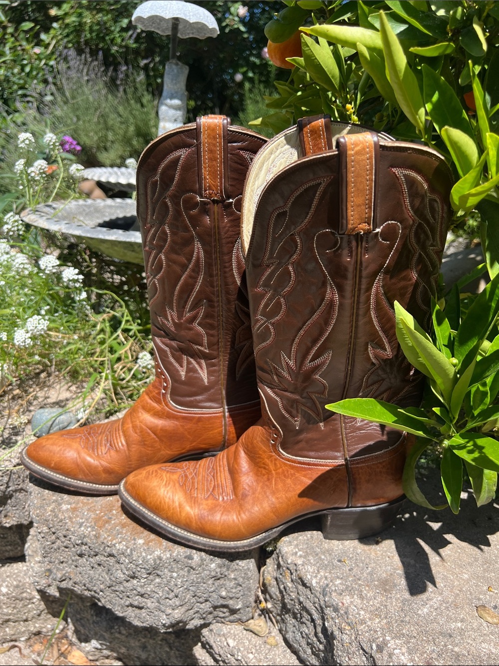 Vintage! Hondo men’s Tan & Dark Brown Western Cowboy Boots full grain leather - Picture 4 of 14